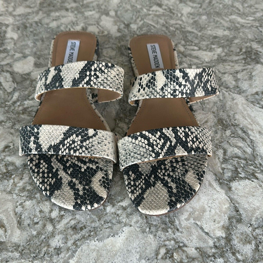Steve Madden Breathless Size 10M